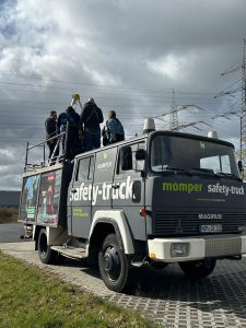 7c750046-192e-47f4-9d82-8570d270e03f